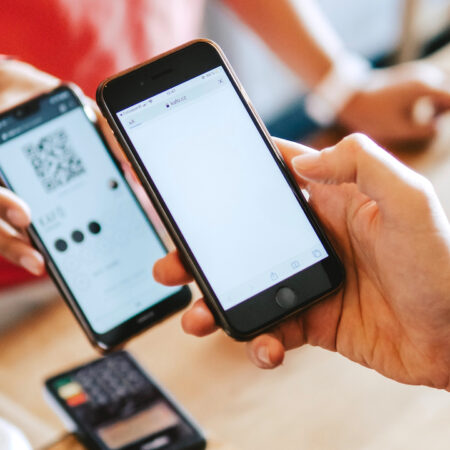 Pay with PayPal on Google Play and earn a $5 reward Thumbnail