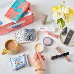 Hot deal! SinglesSwag box only $15! Thumbnail