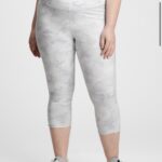 GapFit Compression Capris ONLY $5.49! Thumbnail