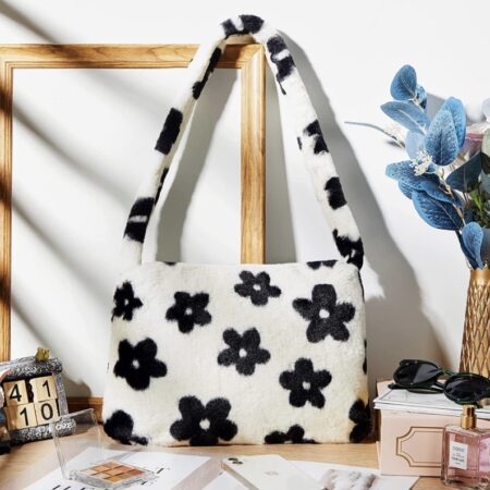 Price drop! Cute Shoulder Bag only $8.39 Thumbnail