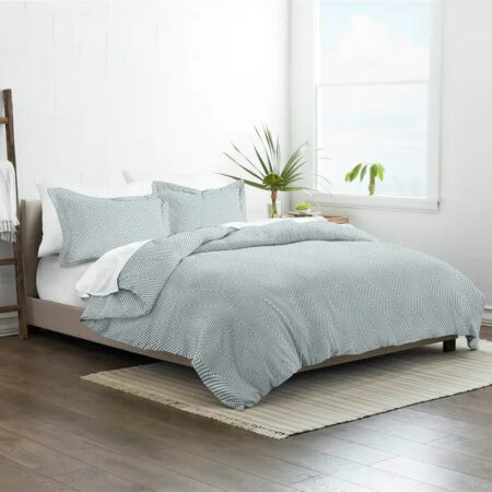 RUN DEAL! 3-Piece Duvet Cover Set NOW $13 (WAS $68)! Thumbnail