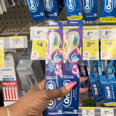 FREE ORAL B TOOTHBRUSHES AT WALGREENS! Thumbnail