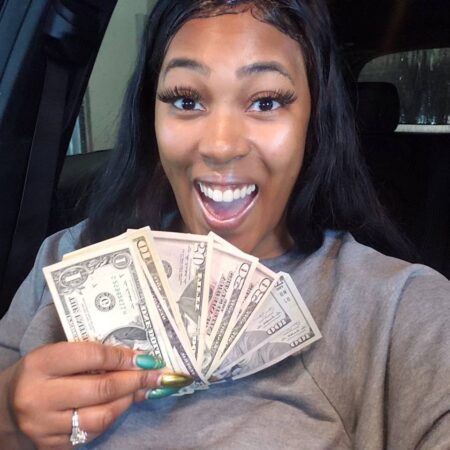 FREE $25 CASH Bonus + FREE STOCK! Get up to 24 Fractional Shares FREE Thumbnail