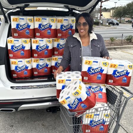 Stock up! Scott Paper Towels 6 Pack Only $3.49 at Walgreens! Thumbnail