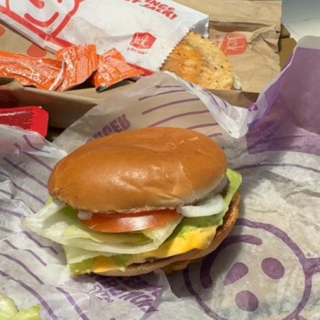 FREE Jumbo Jack Cheeseburger at Jack In The Box! 9/18 only Thumbnail