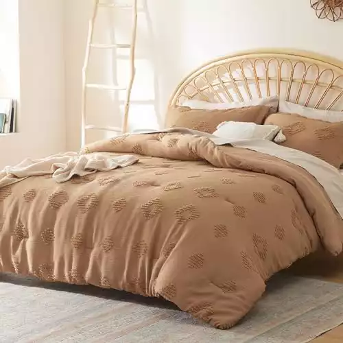 Bedsure Twin/Twin XL Comforter Set Camel, Boho Bedding Comforter Set, Tufted Farmhouse Bed Set, 2 Pieces, 1 Shabby Chic Fluffy Comforter and 1 Pillow Sham with Jacquard Diamond Pattern